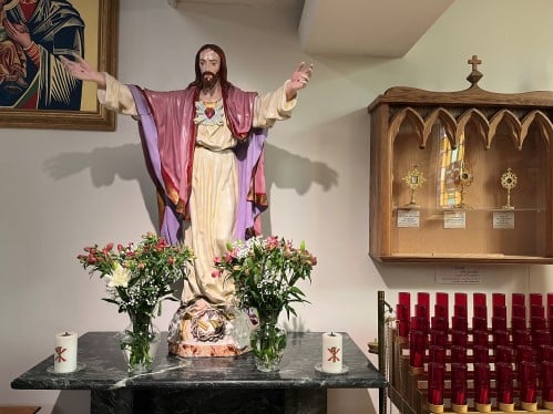 Altar of the Sacred Heart of Jesus